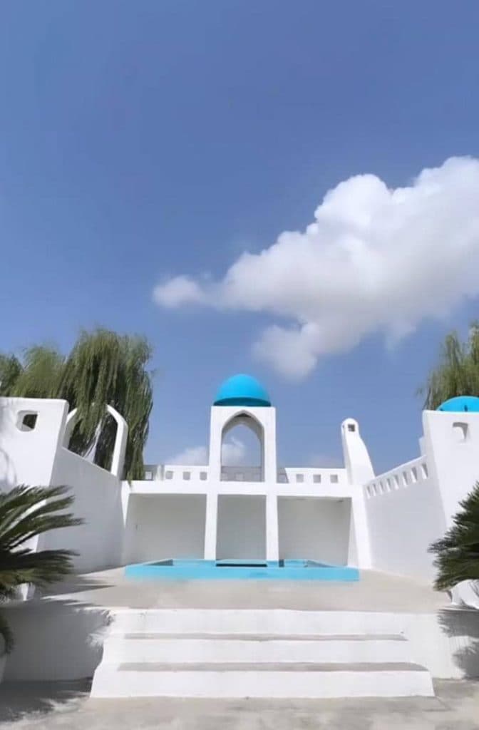 باغ تشریفات فلاح در روستا دیورز آمل