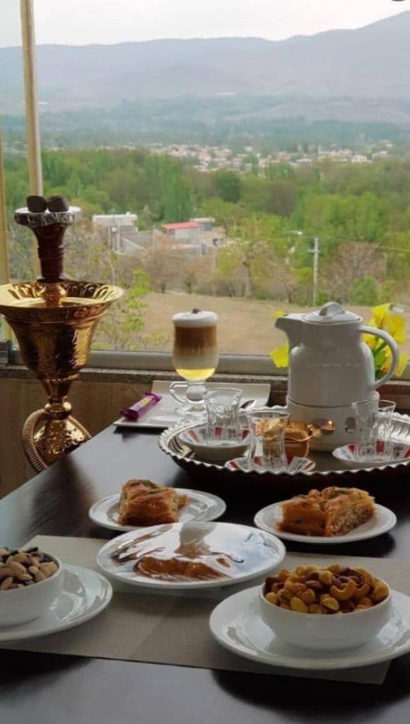 مجموعه گردشگری و تفریحی عمارت شمس در خوی