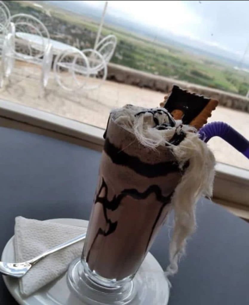 کافه رستوران گیلاس در هیر اردبیل