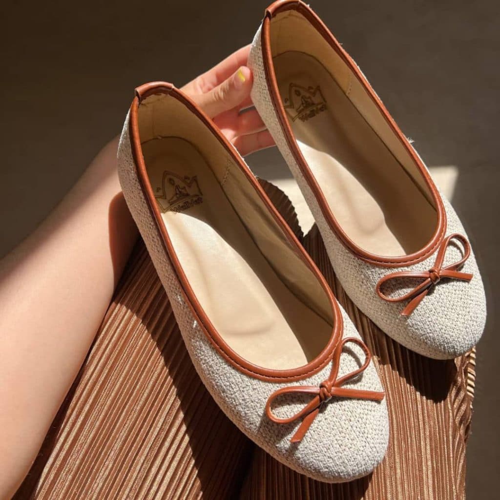 فروشگاه کیف و کفش ولوت در مشهد