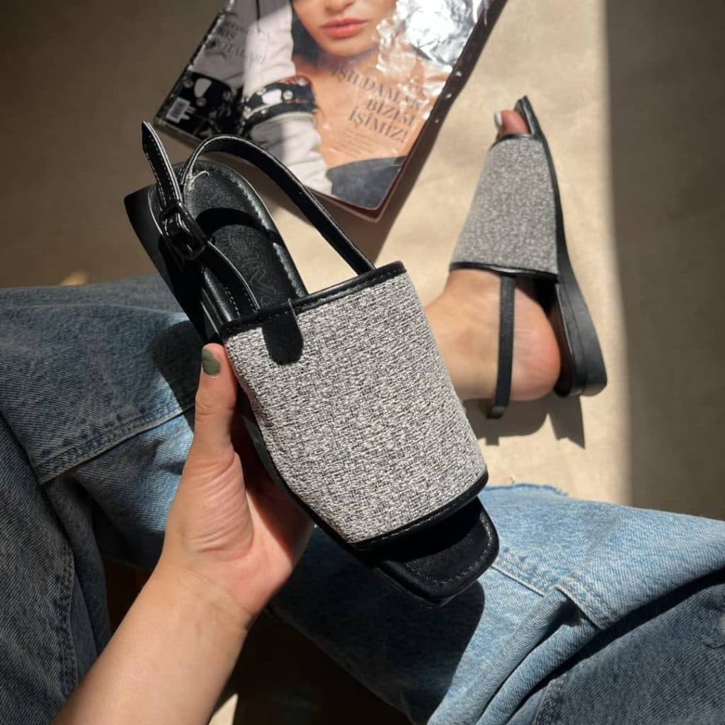 فروشگاه کیف و کفش ولوت در مشهد