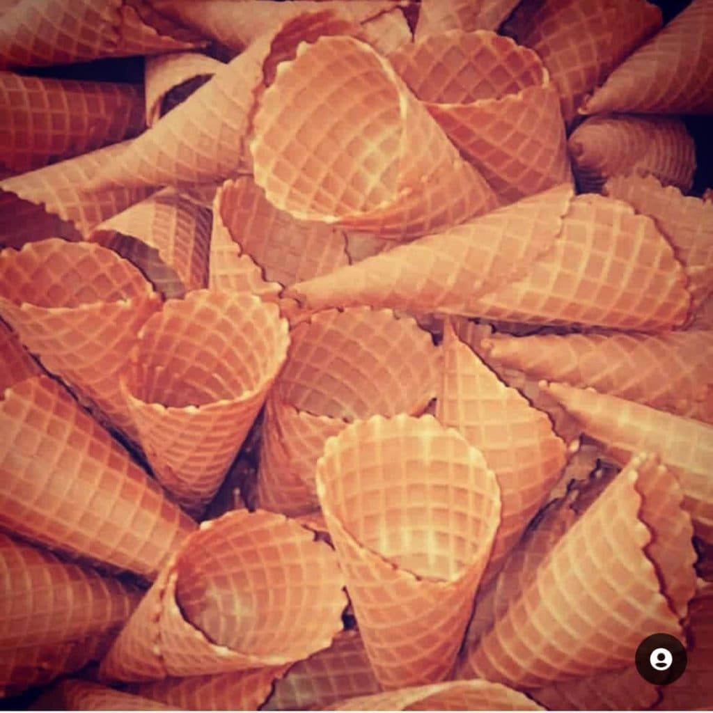 تولید و پخش نان بستنی قیف تک کرمان