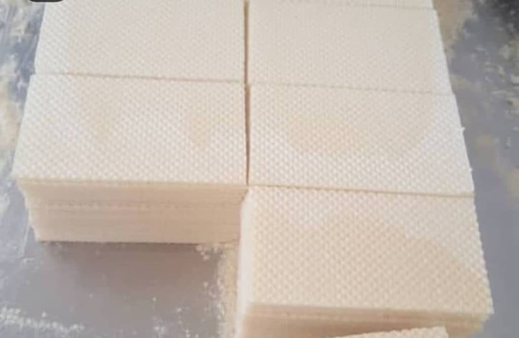 تولید و پخش نان بستنی قیف تک کرمان