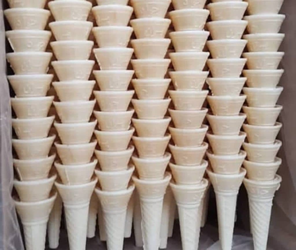 تولید و پخش نان بستنی قیف تک کرمان