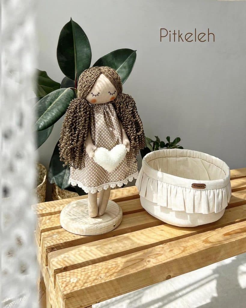 سیسمونی و اکسسوری اتاق کودک مونا فلاح در ساری