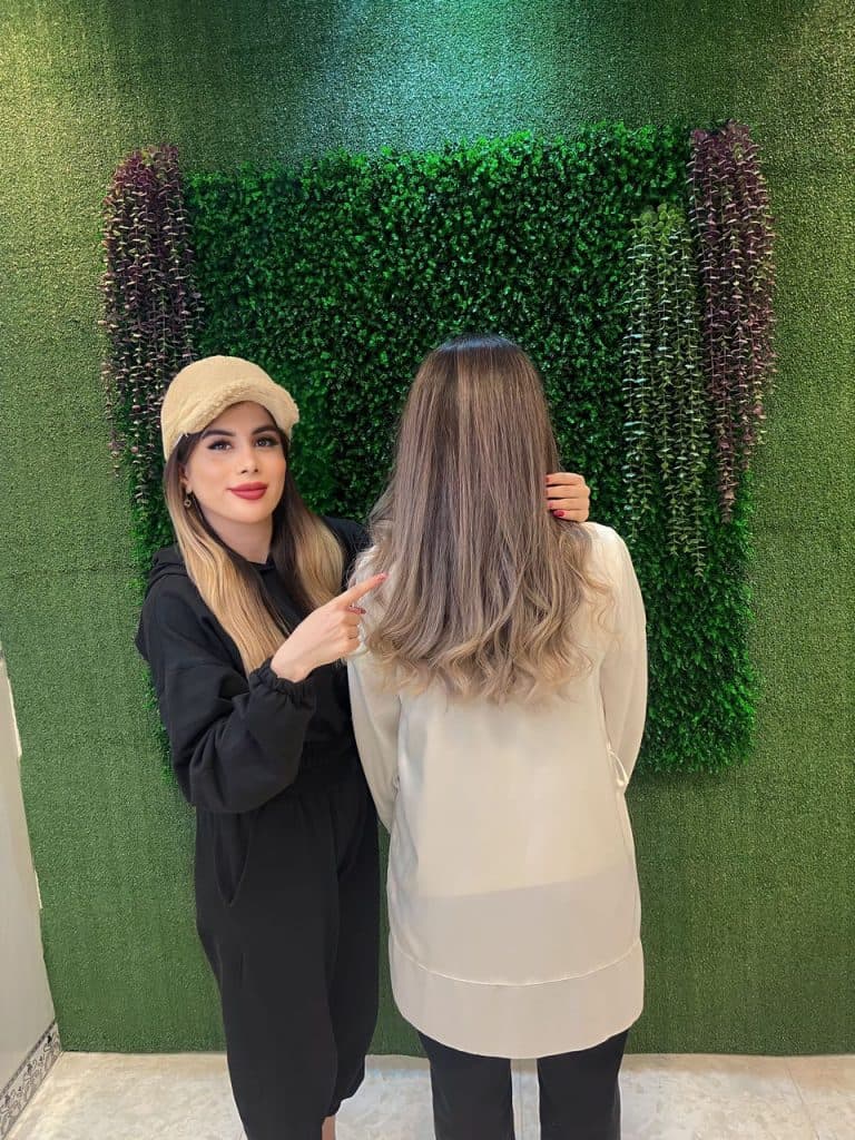 آکادمی تخصصی رنگ مو و کراتینه نیلای در اردبیل