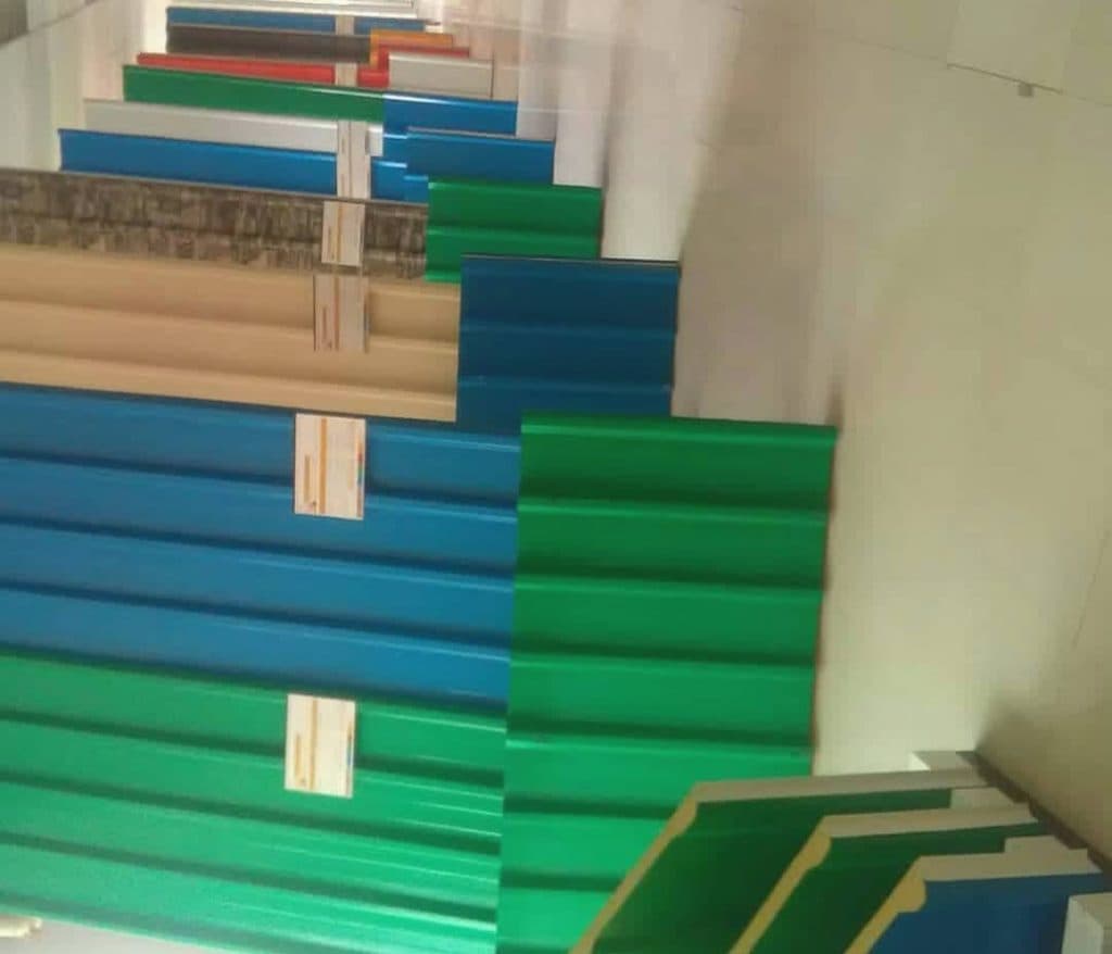 تولید و فروش ساندویچ پانل و درب سردخانه و کلین روم آریا بارون خراسان رضوی