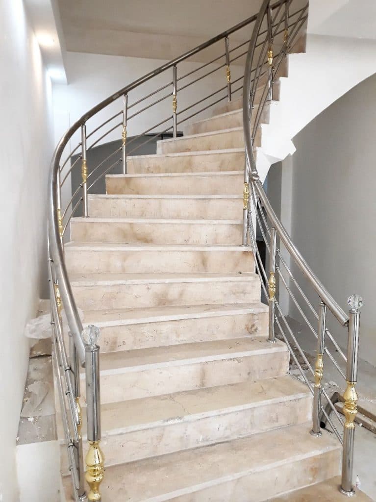 حفاظ و نرده استیل اهواز حسینی در اهواز