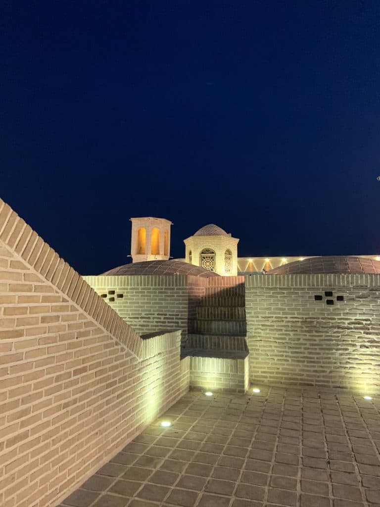 مجموعه توریستی گردشگری و تاریخی باباحاجی در قم