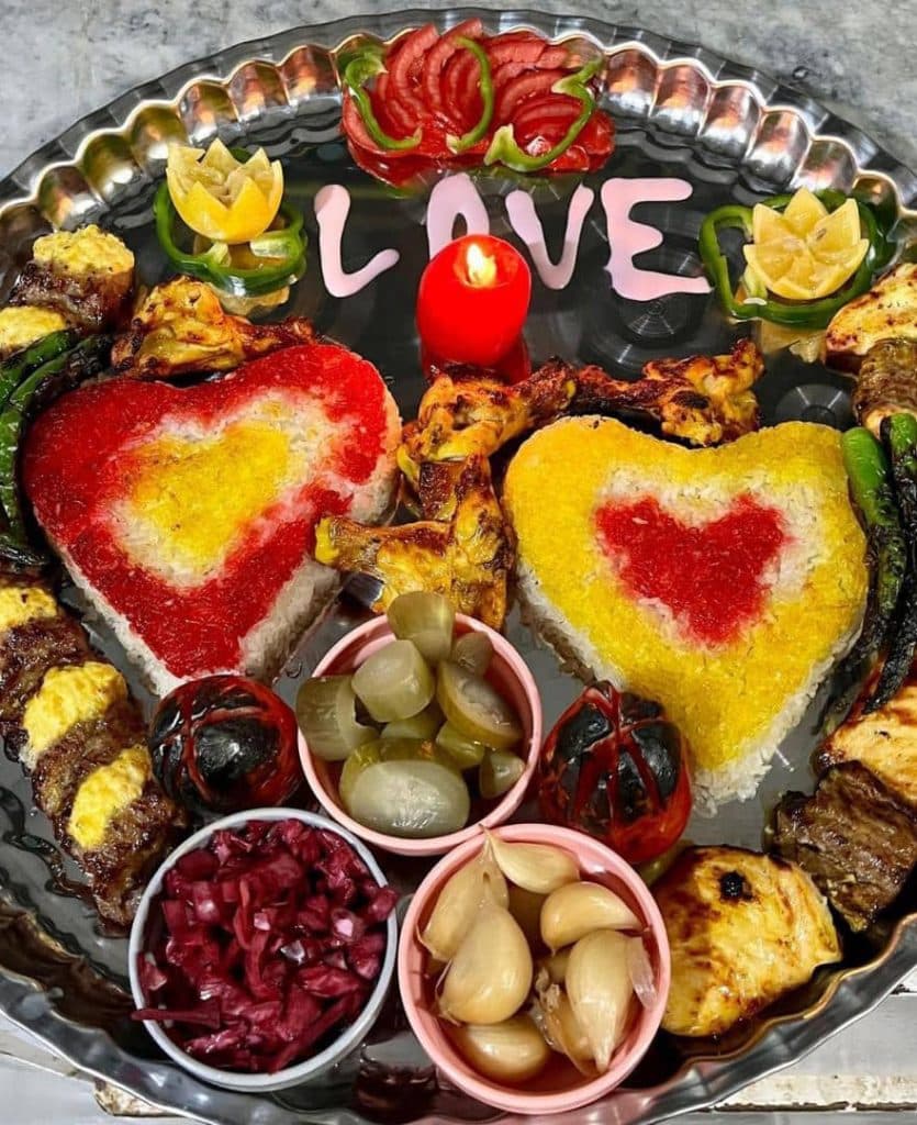 کافه باغ دلگشا در خرمدره زنجان