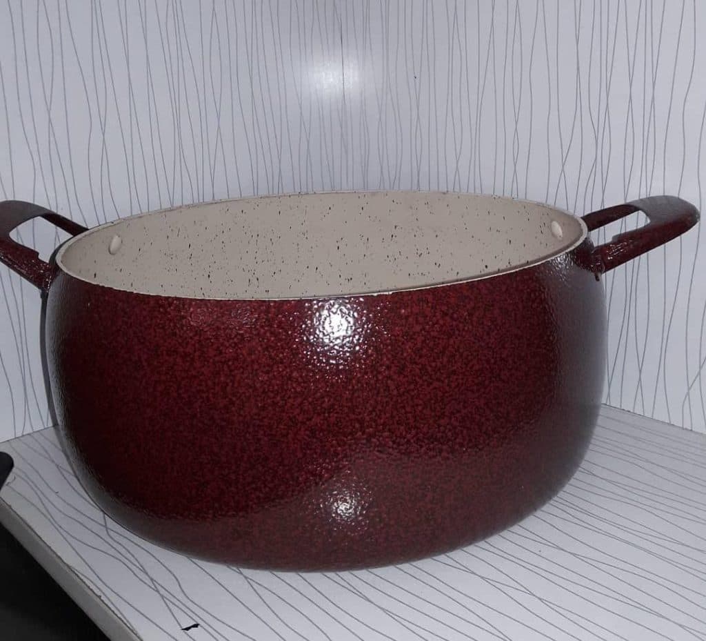 کارگاه بازسازی و تعمیرات ظروف تفلون و آلومینیوم گنجی در اراک