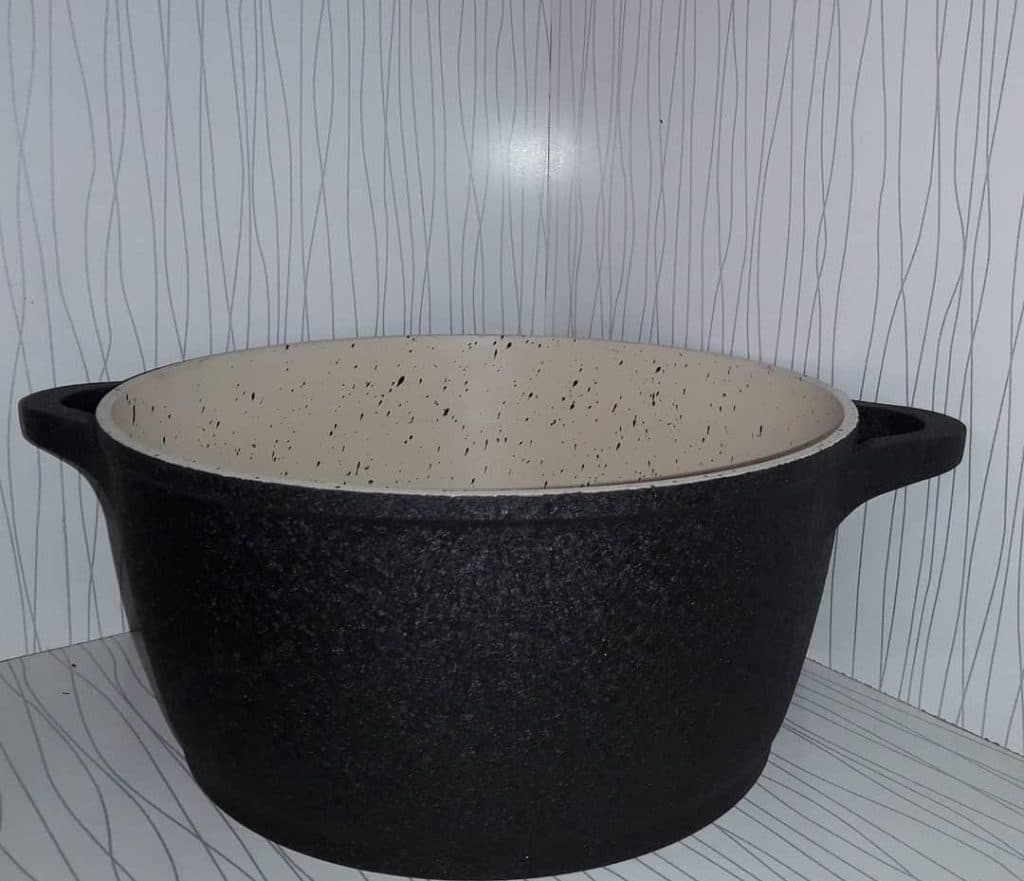 کارگاه بازسازی و تعمیرات ظروف تفلون و آلومینیوم گنجی در اراک