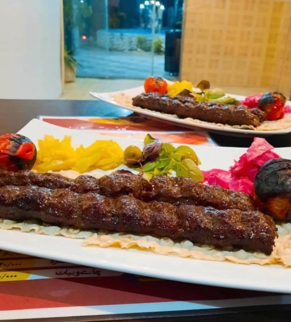 کافه رستوران سنتی میشلن در ساری