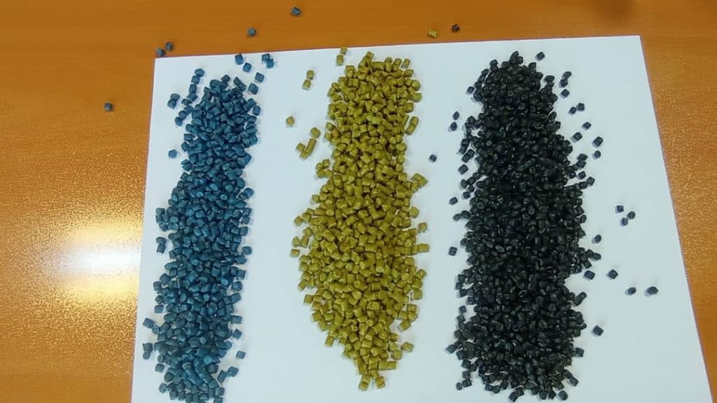 تولید و صادرات مواد اولیه پلاستیک پتروشیمی ایلهان پلیمر در آذربایجان شرقی