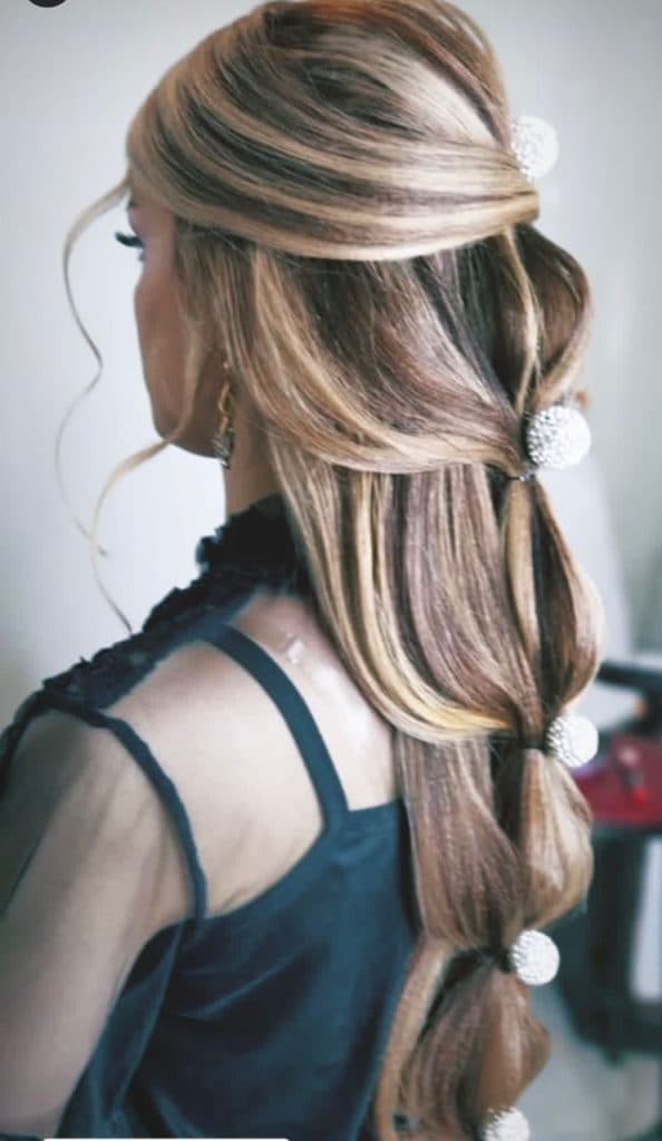 آموزشگاه و سالن زیبایی و مدرس گریم آرامیس در سورشجان شهرکرد