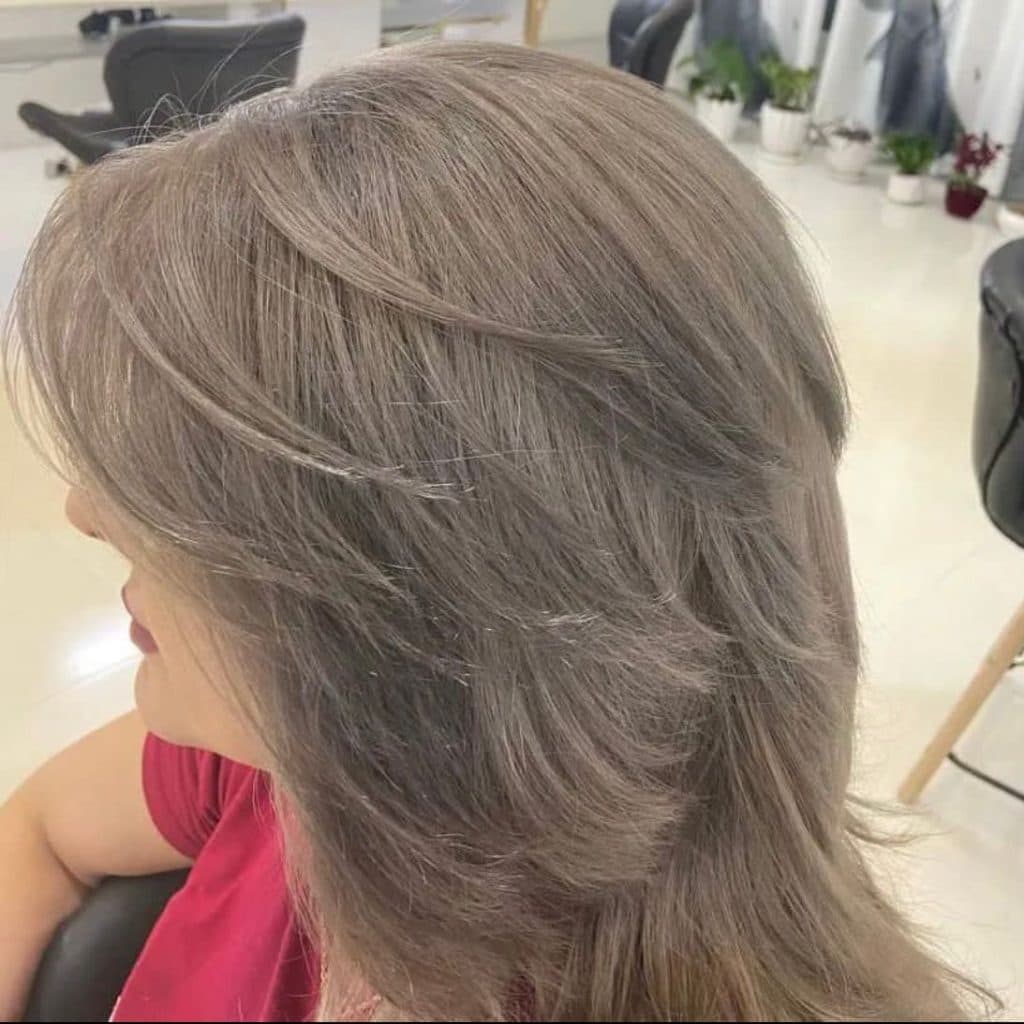 سالن زیبایی و فیشیال پوست آرامیس در سمنان