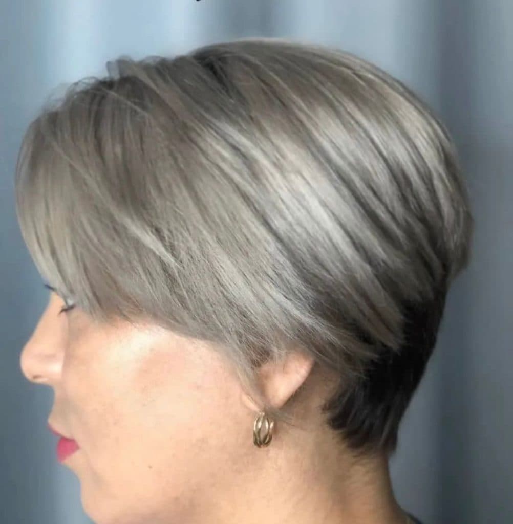 سالن زیبایی و فیشیال پوست آرامیس در سمنان