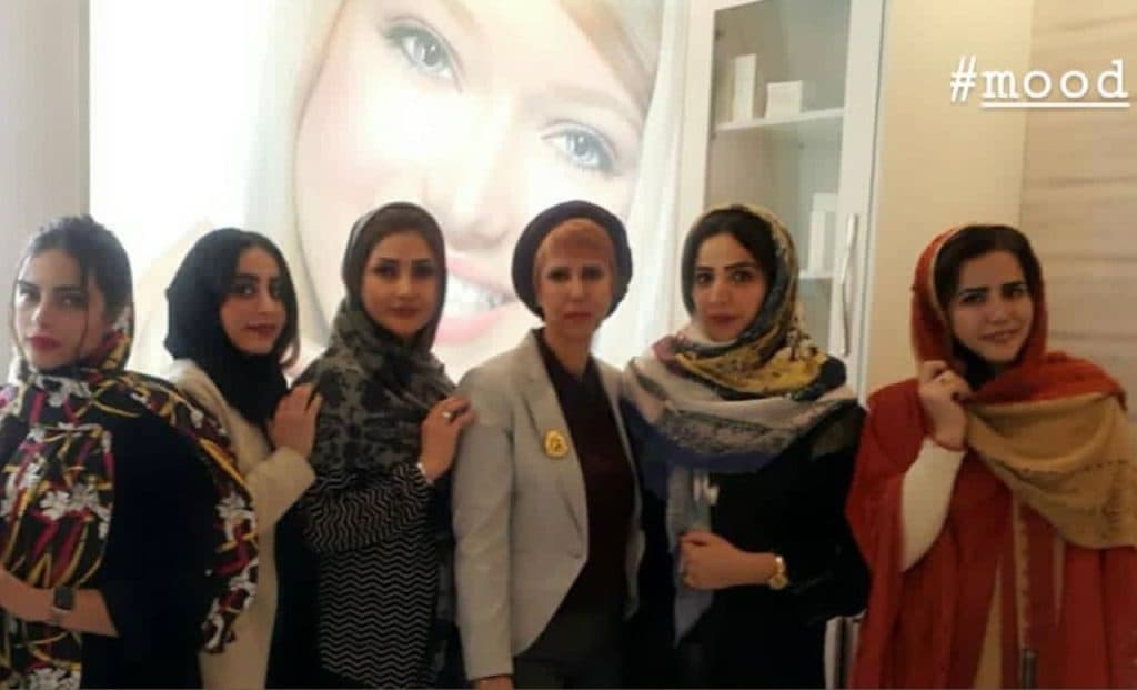 سالن زیبایی و فیشیال پوست آرامیس در سمنان