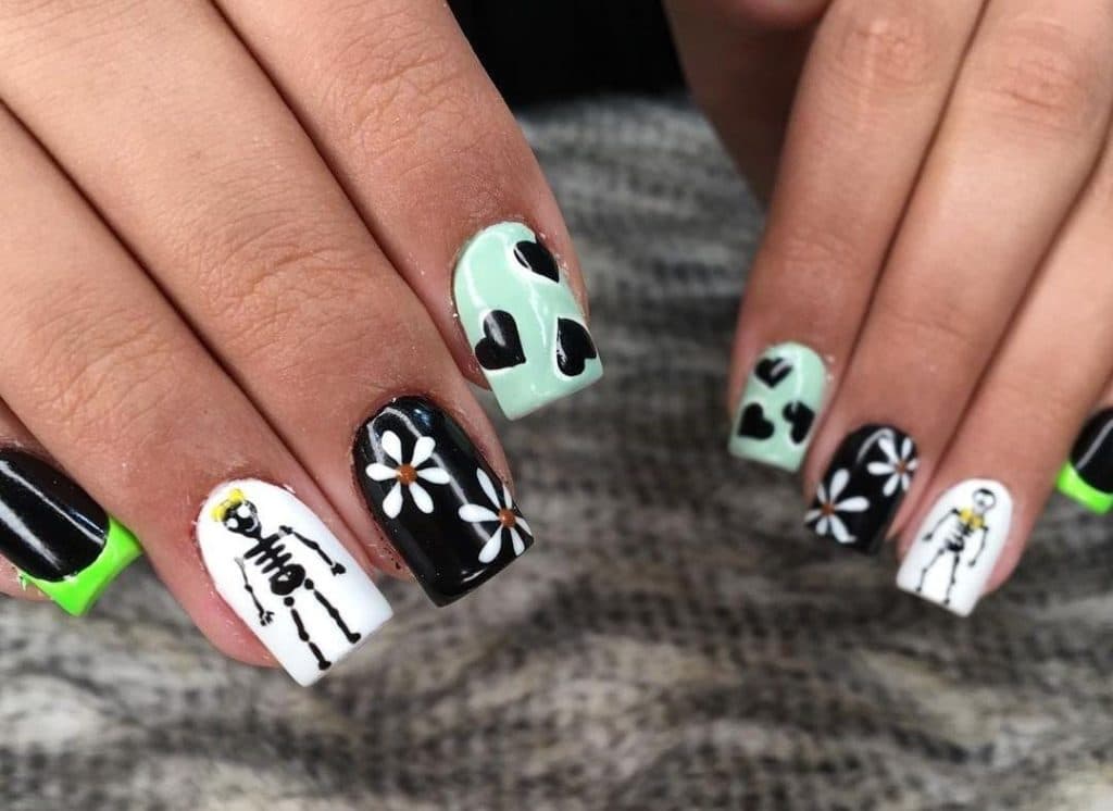 آموزش و خدمات تخصصی ناخن عسگریان در چالوس