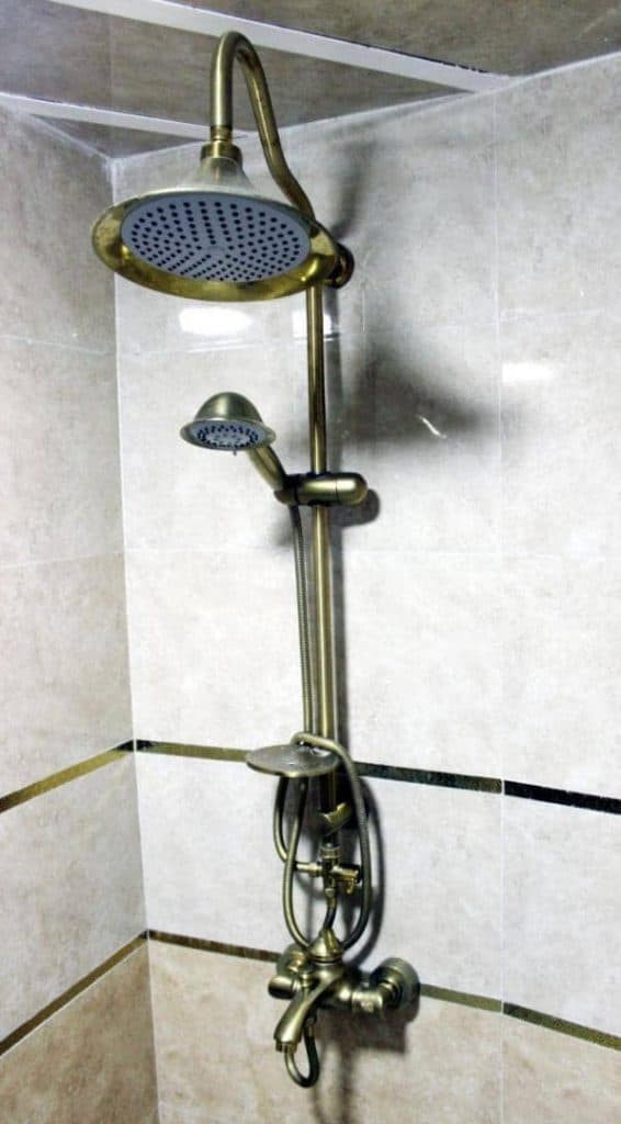 اقامتگاه بومگردی خان در کندوان