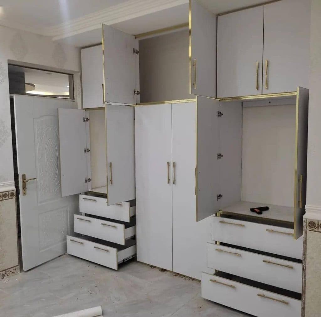 طراحی و اجرای کابینت و دکوراسیون داخلی و مصنوعات چوبی دنیز در چابهار