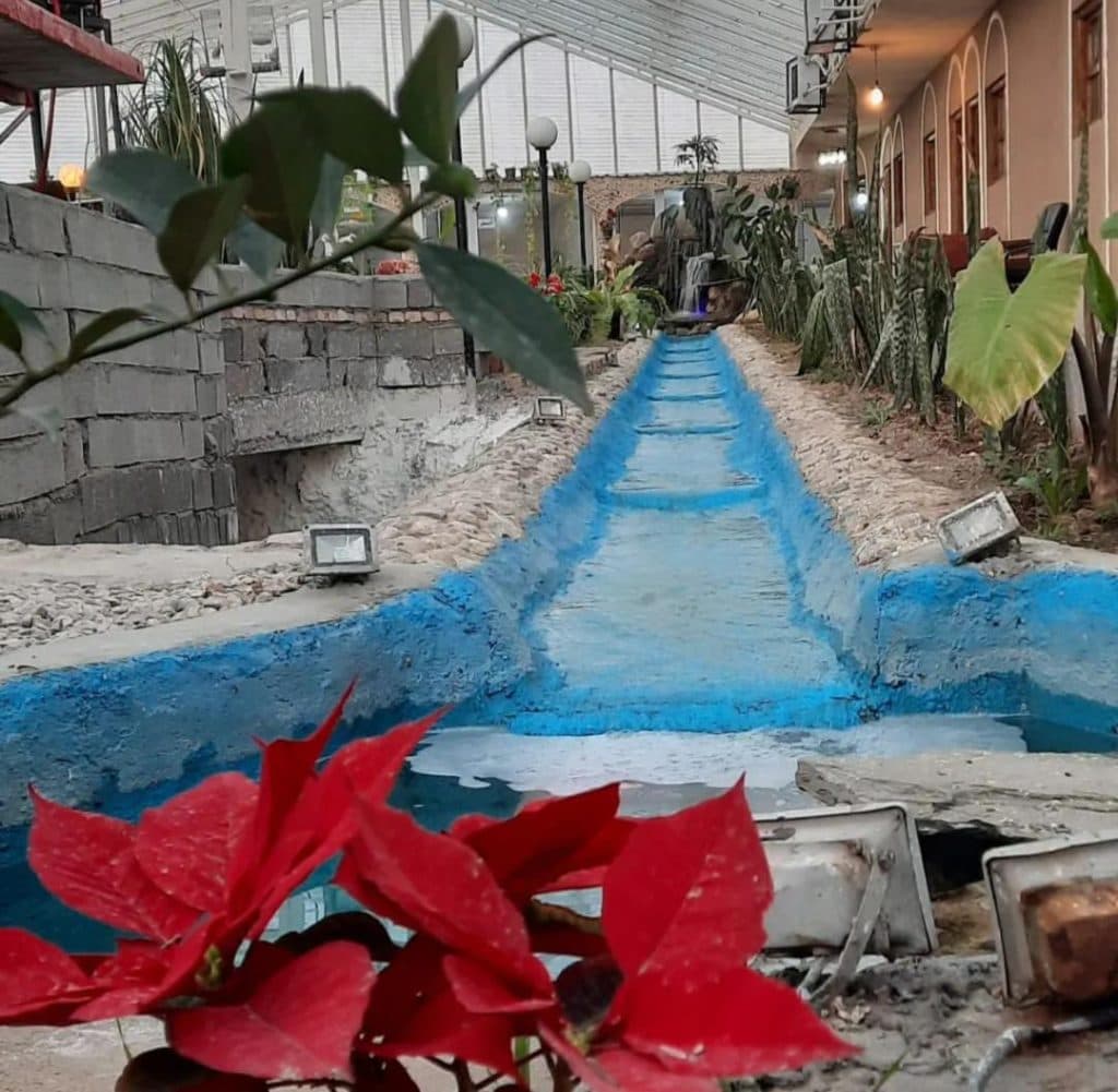 مجتمع تفریح گردشگری و اقامتگاه بومگردی سیمرغ در فیروزکوه تهران