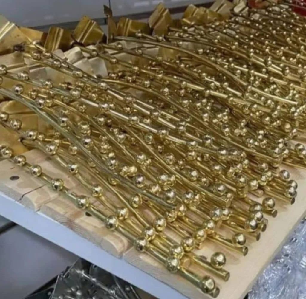 تولید رگال و قفسه و تجهیزات فروشگاهی کارخانه یاس متال مدرن در قم