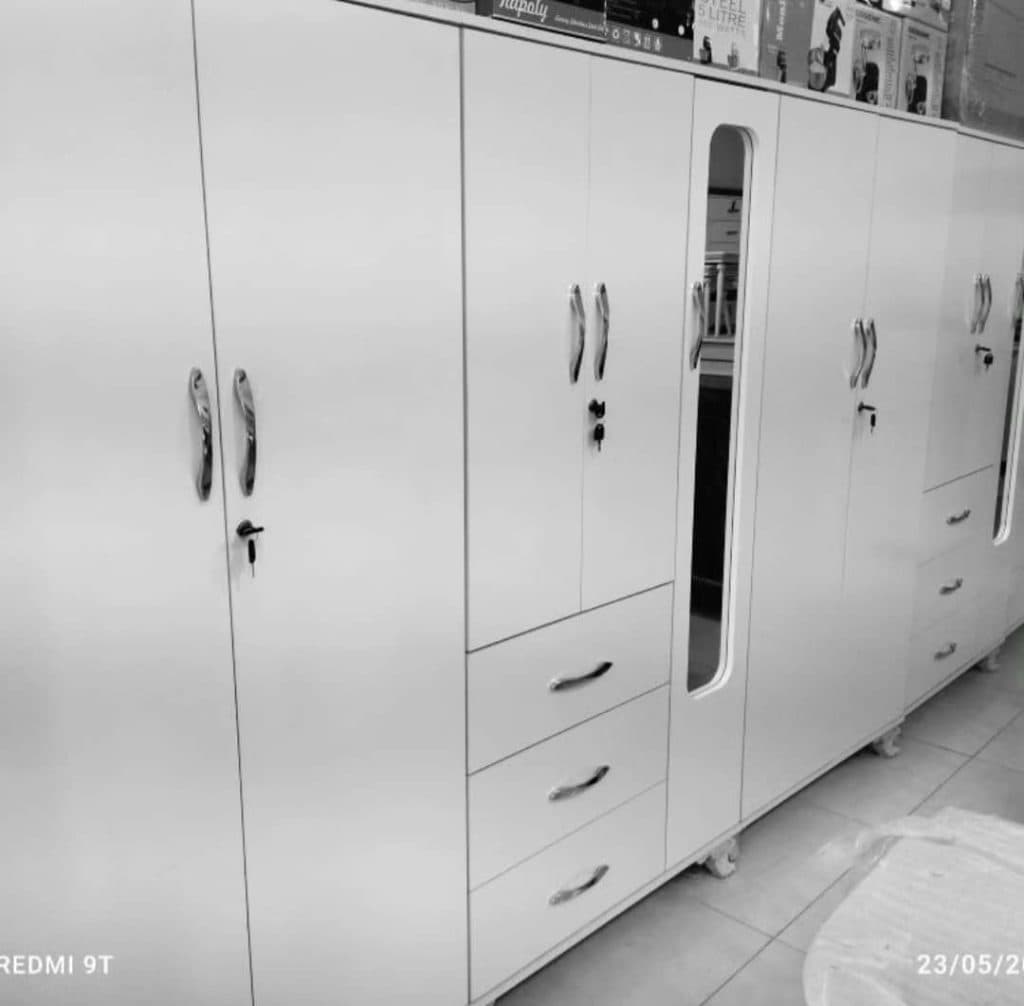 فروشگاه پخش خرده و عمده لوازم خانگی حسام الدینی در مهاباد