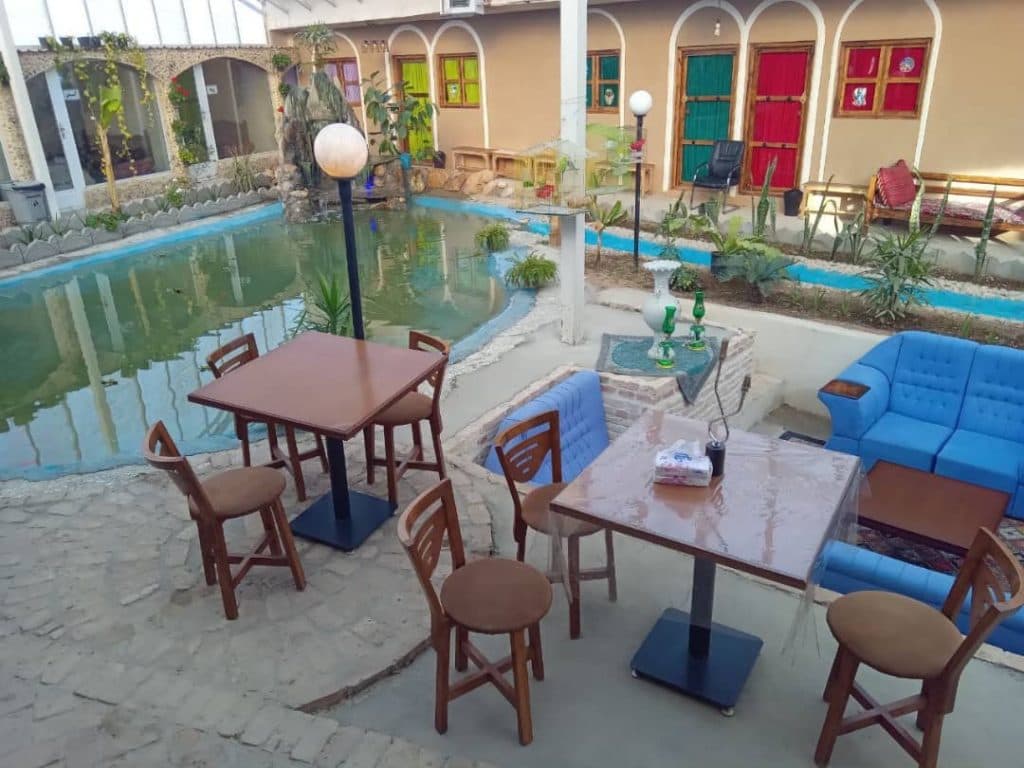 مجتمع تفریح گردشگری و اقامتگاه بومگردی سیمرغ در فیروزکوه تهران