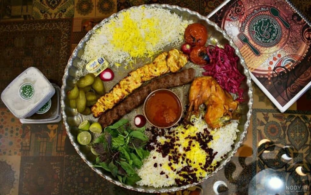 باغ رستوران کافه و سفره خانه سنتی عالیجناب در فردیس کرج