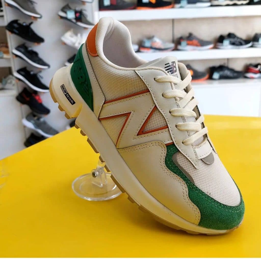 فروشگاه کفش شهر کفش در زرقان شیراز