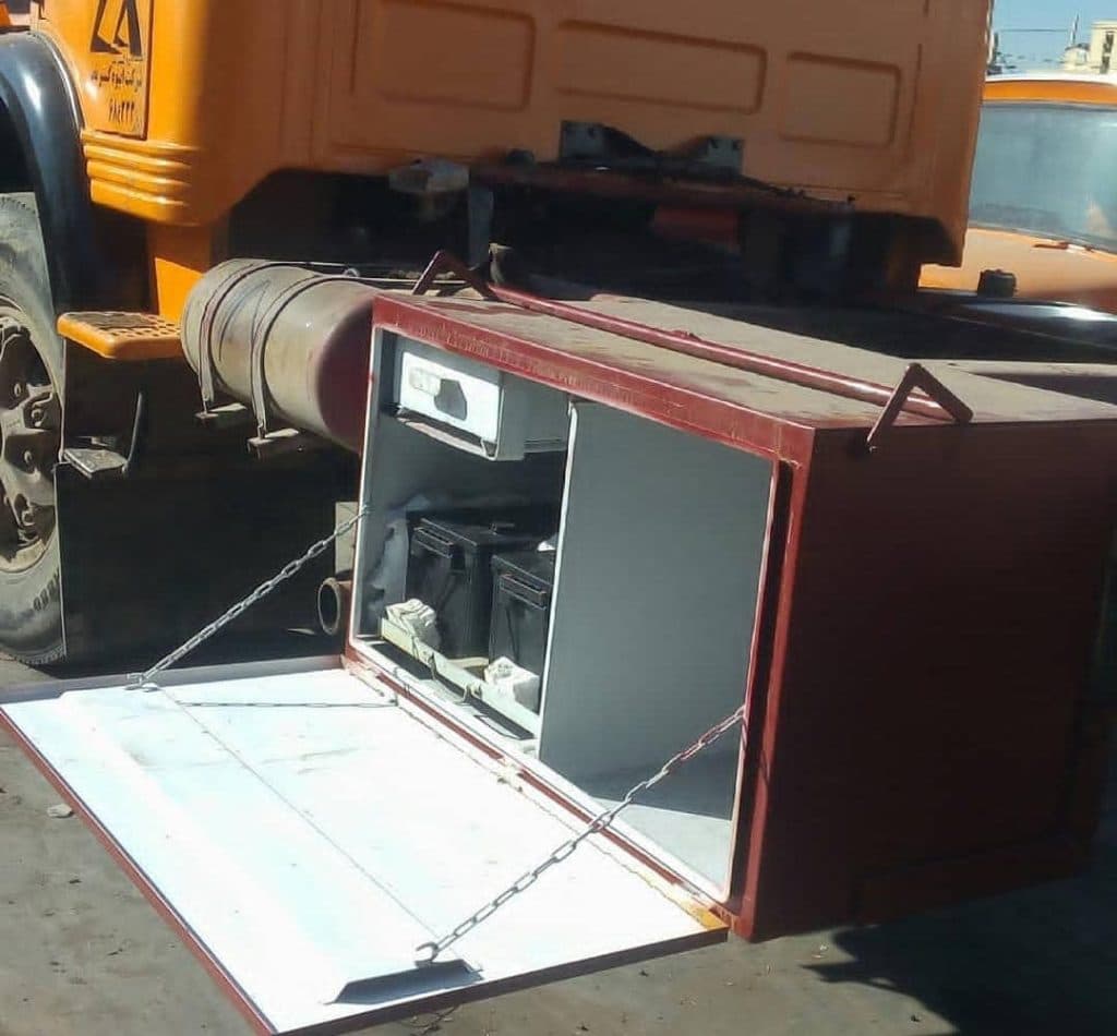 باکسازی ماشین سنگین شایق در پایانه بار یزد