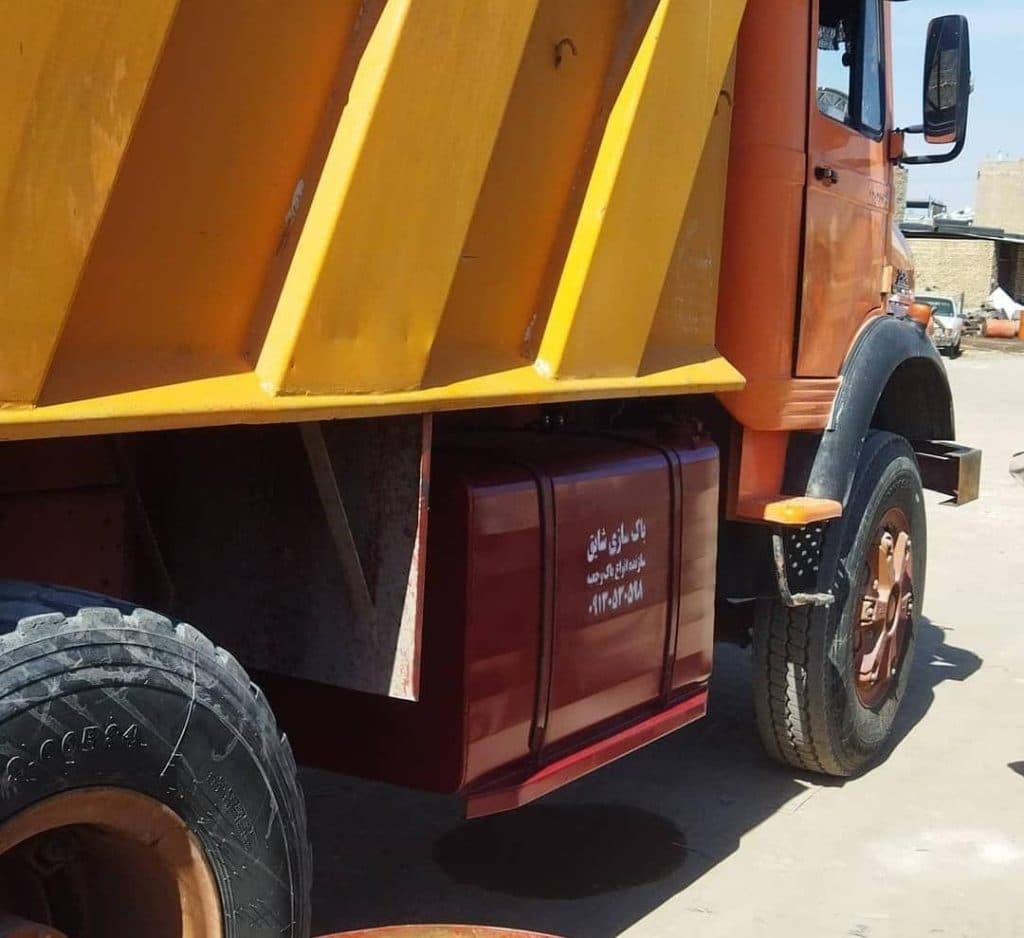باکسازی ماشین سنگین شایق در پایانه بار یزد
