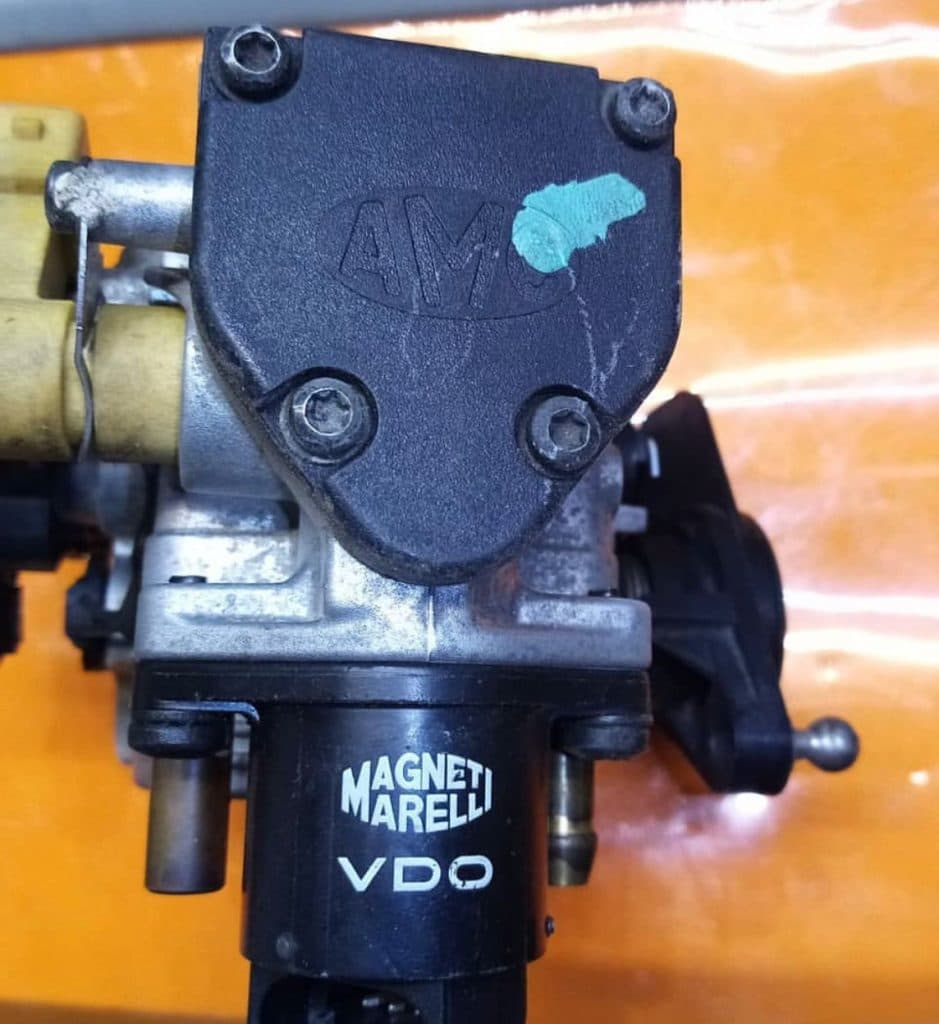 تنظیم موتور ماشین های سواری آرش در نهبندان خراسان جنوبی