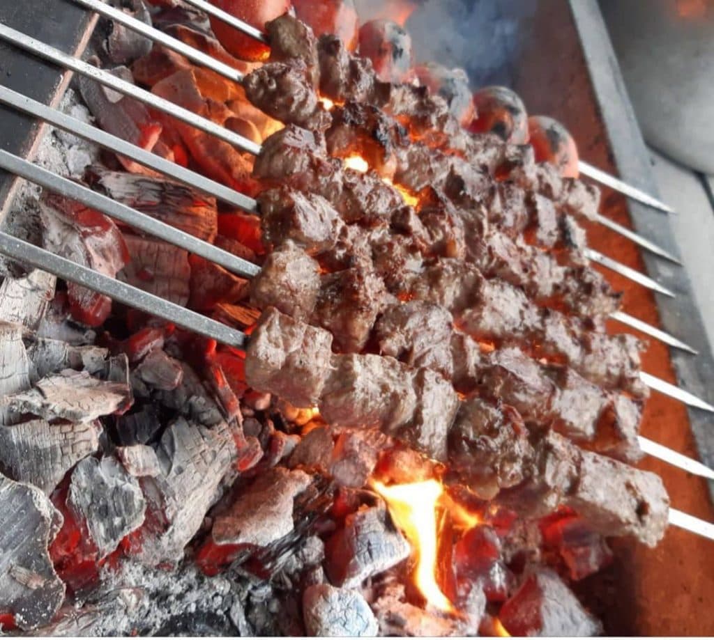 کبابسرا و بیرون بر شهر در بهبهان خوزستان