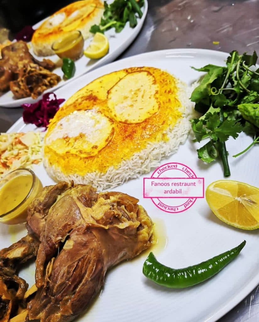 باغ رستوران فانوس در اردبیل