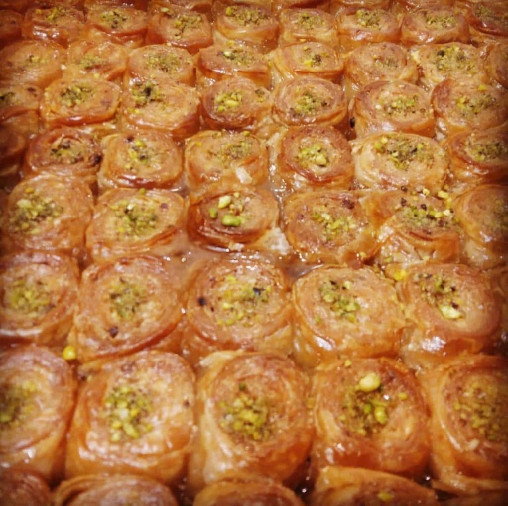 باغ رستوران فانوس در اردبیل