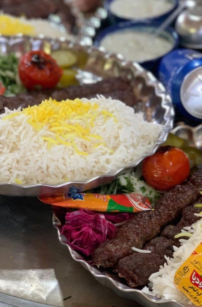 مجموعه پذیرایی و باغ رستوران شاخه نبات در بوکان