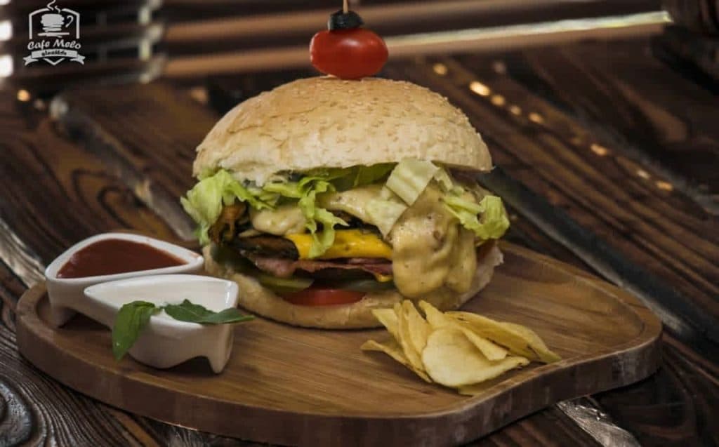 کافه ملو melo در مراغه آذربایجان شرقی