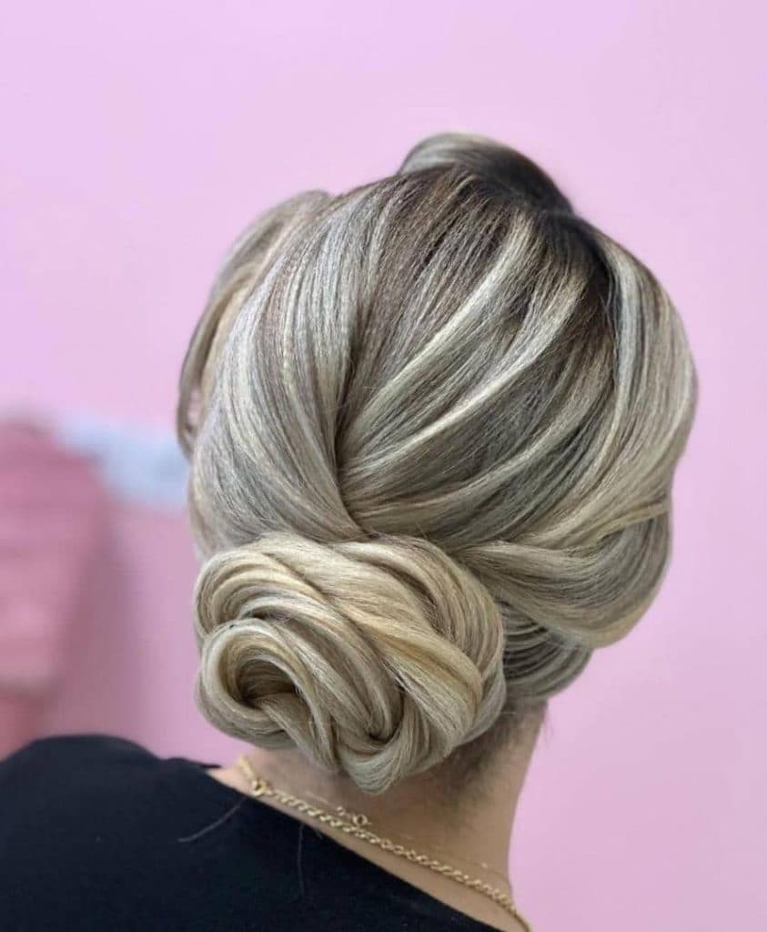 سالن زیبایی و عروس سرای دنیز در ارومیه