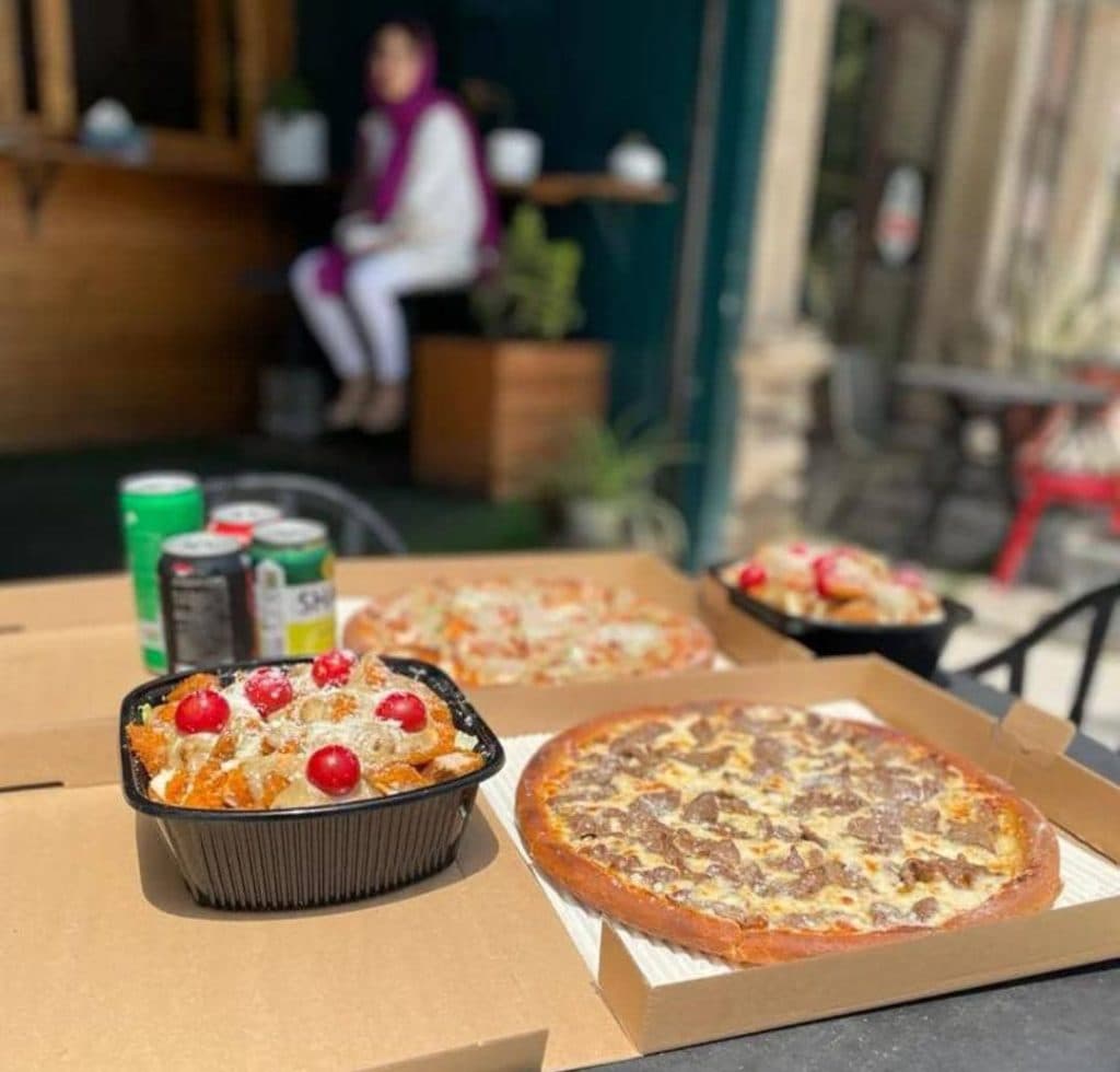 فست فود چیزفیز در بابل مازندران