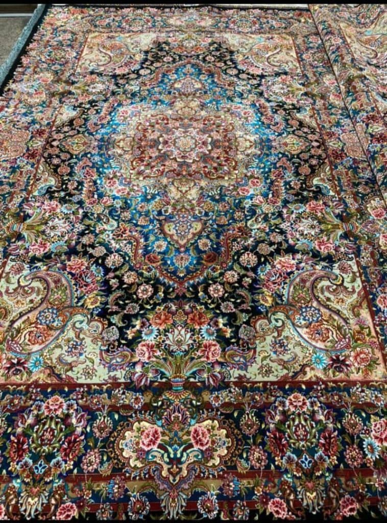 تولیدی فرش دستبافت ملک زاده برهان در آذرشهر تبریز