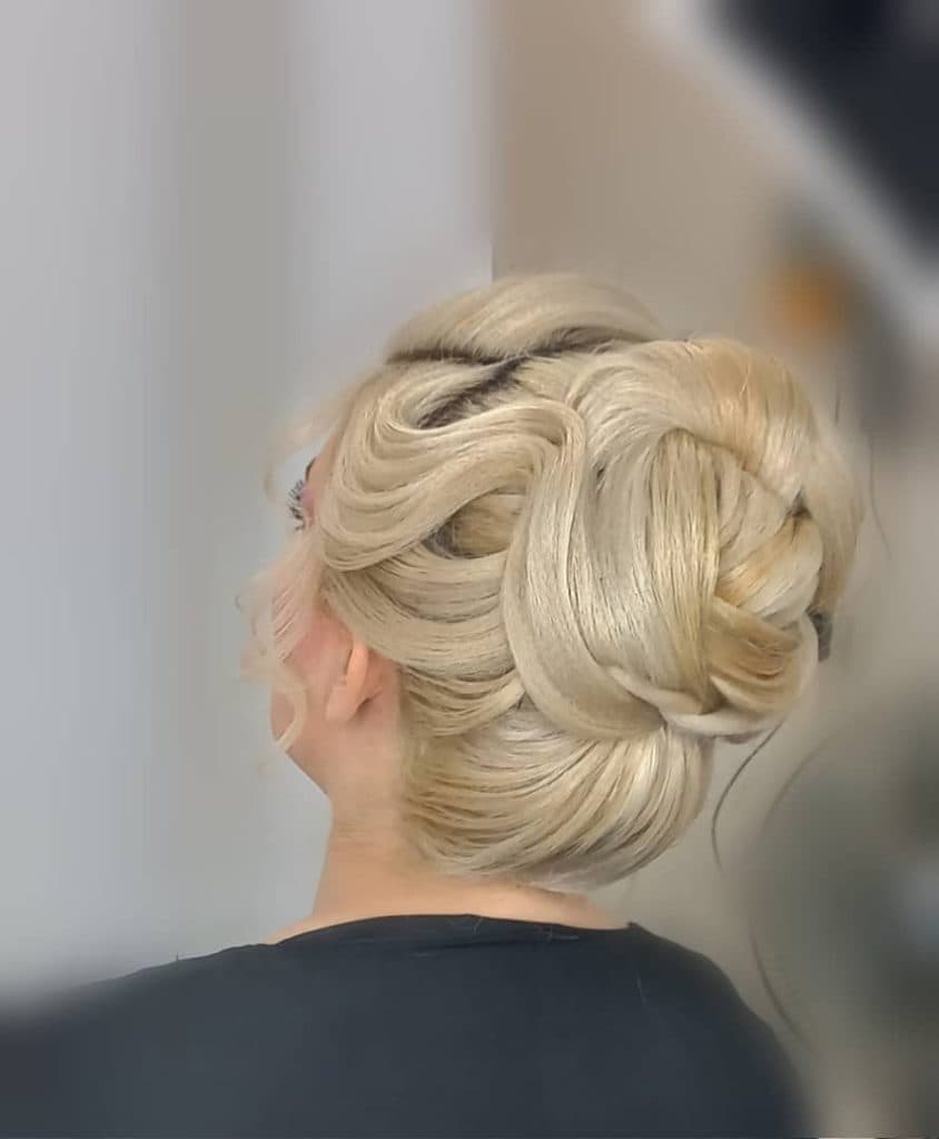 آموزشگاه آرایشگری بانو خدری در آبادان