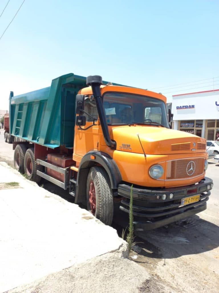 نمایشگاه کامیون و ماشین آلات سنگین گلستان جعفری در کرمانشاه