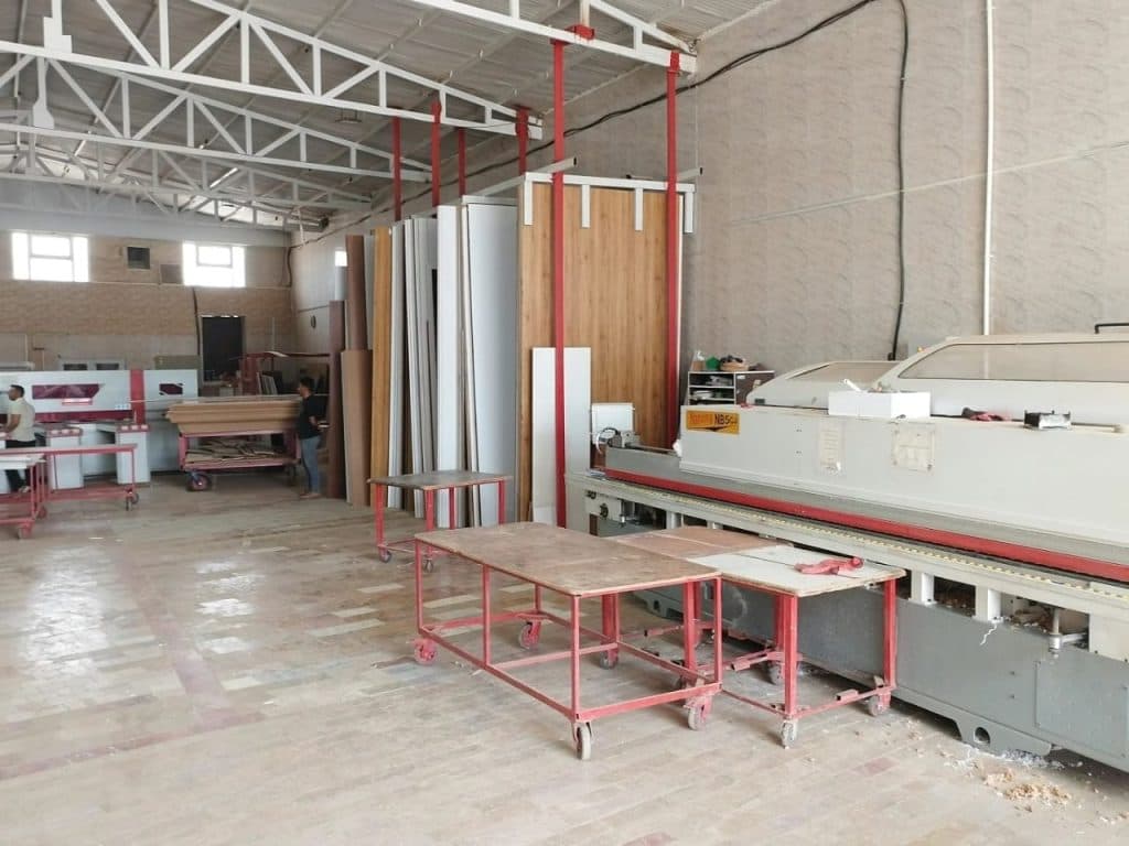 خدمات برشکاری و pvc امیری در کرمان