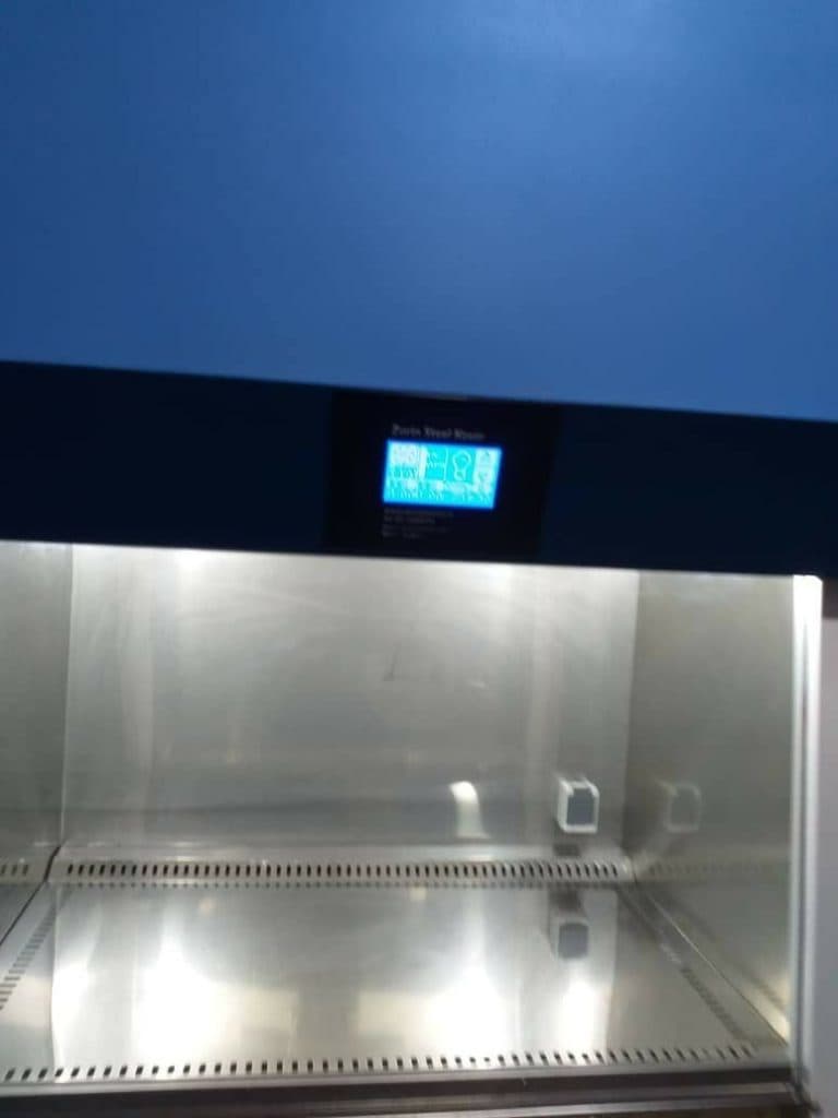 تولید سینک های اسکراب و هودهای لامینار زرین استیل کوثر در تهران