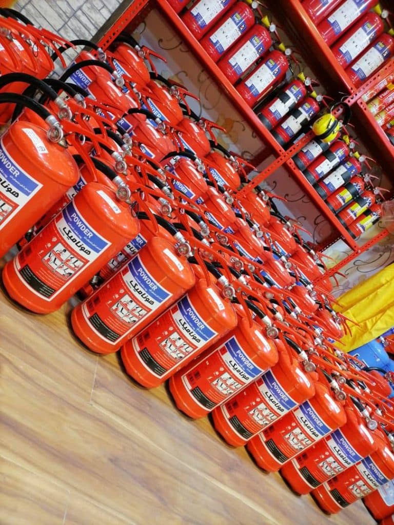 فروشگاه لوازم ایمنی و کپسول آتشنشانی آلفا در صومعه سرا