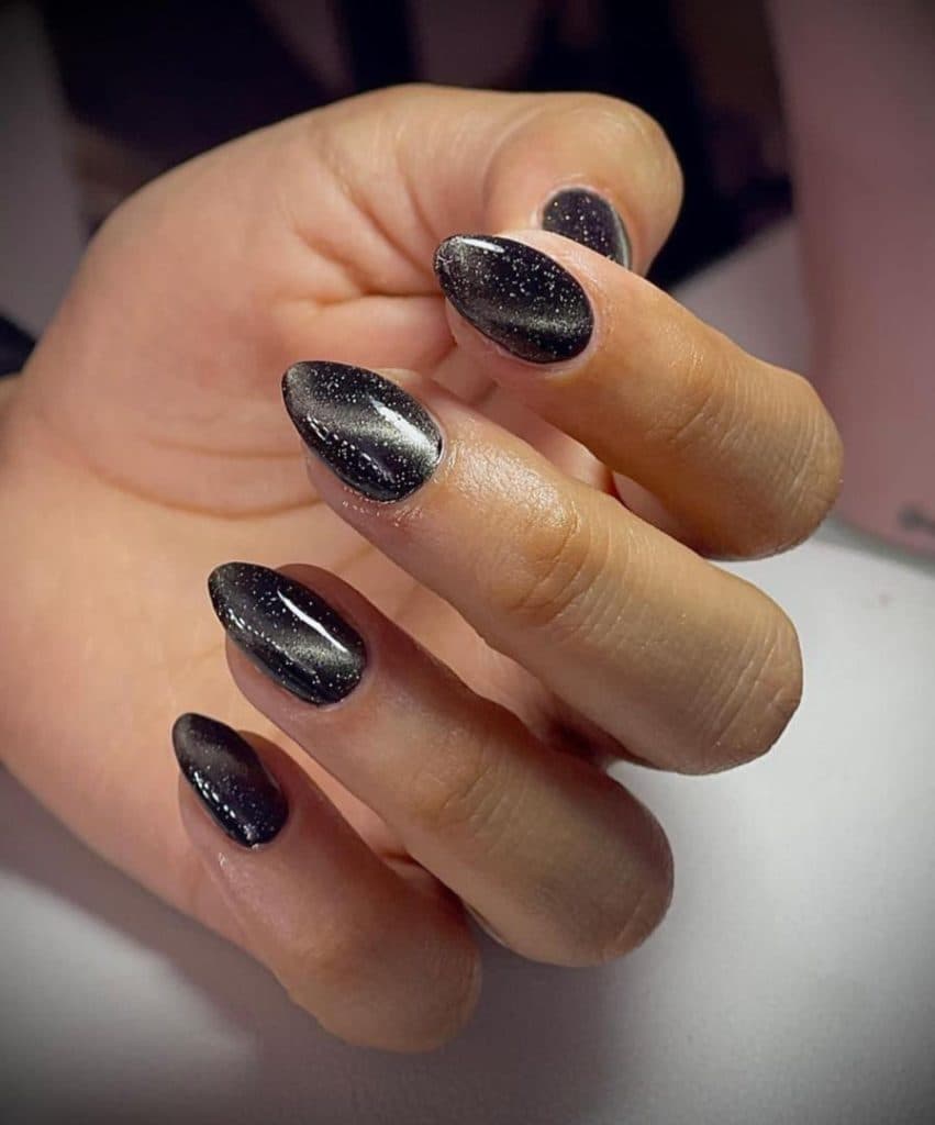 آموزش و خدمات کاشت ناخن فاطمه ناطقی در تهران