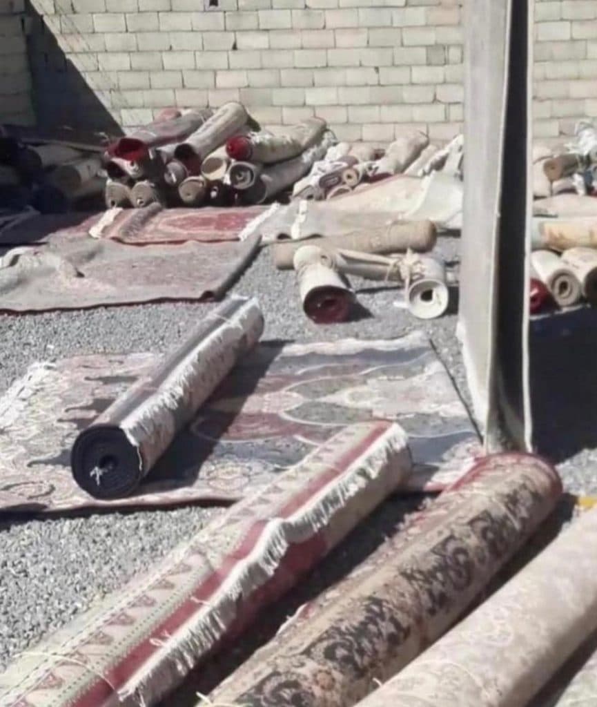 قالیشویی مکانیزه ترنج در ورنامخواست لنجان