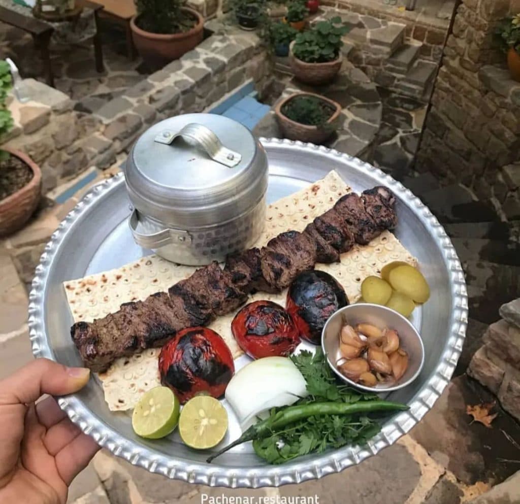 مجموعه رستوران پاچنار در شیراز